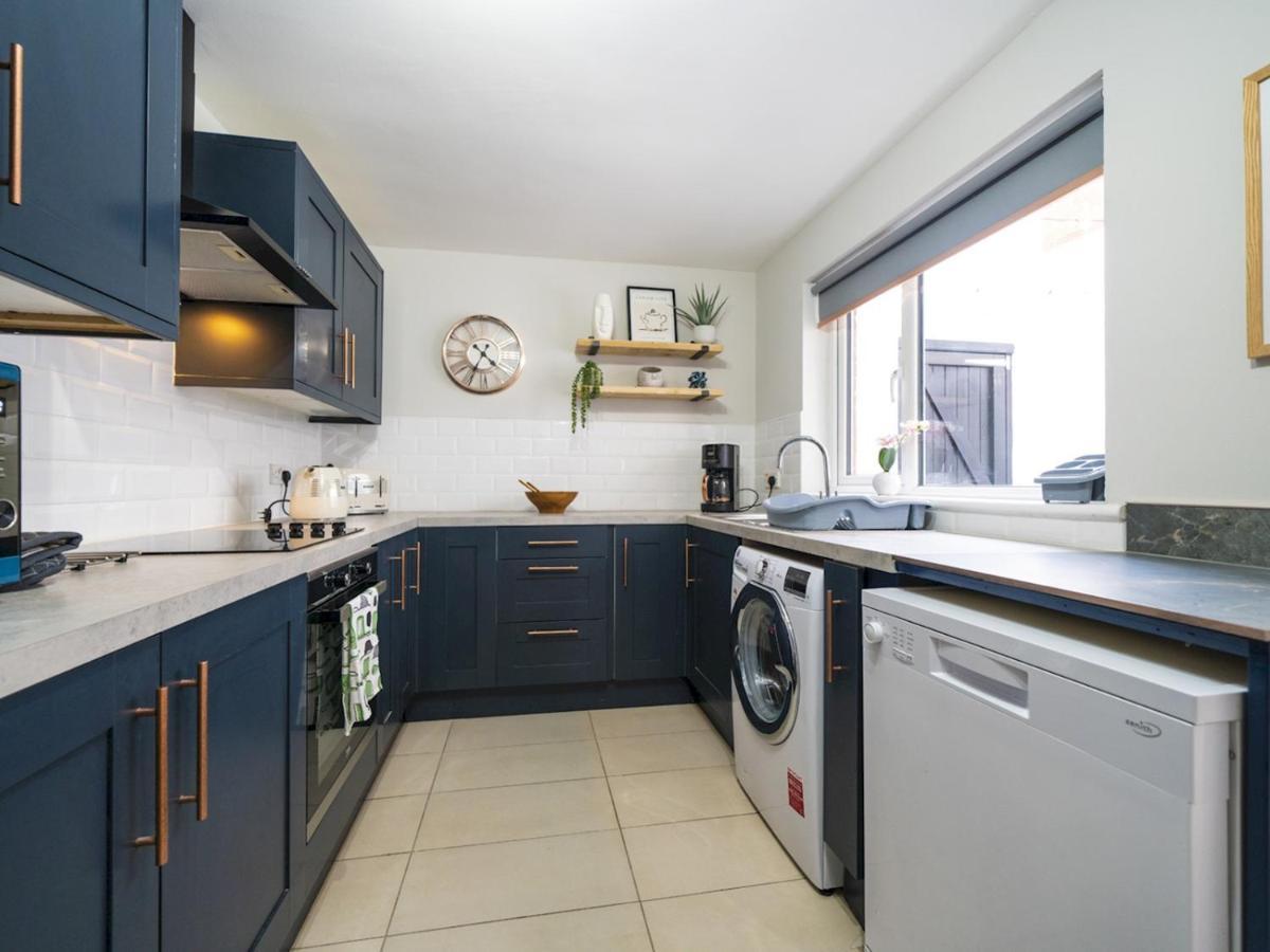 Pass The Keys 58 Lw Ave Stunning 2Br Terrace Top Location Lots Nearby Belfast Exterior photo