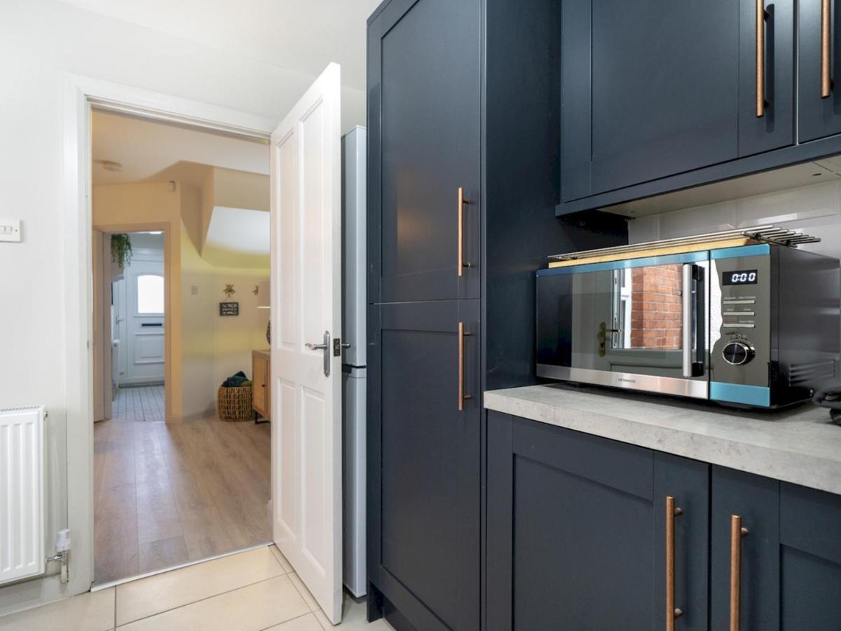 Pass The Keys 58 Lw Ave Stunning 2Br Terrace Top Location Lots Nearby Belfast Exterior photo